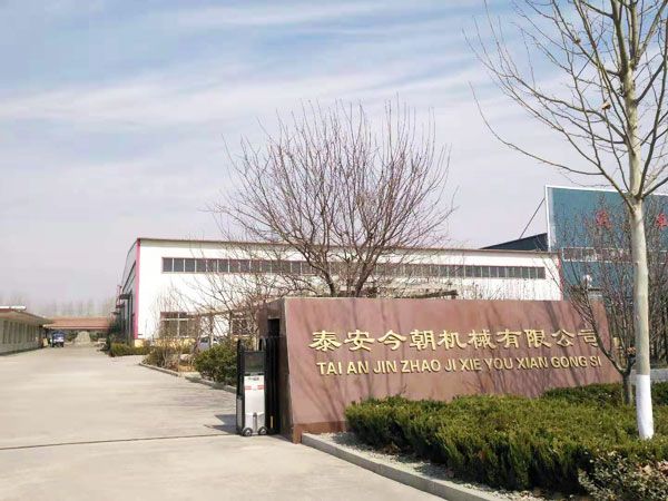 輪式行走機(jī)構(gòu)和足式行走機(jī)構(gòu)的特點(diǎn)和各自適用的場(chǎng)合。